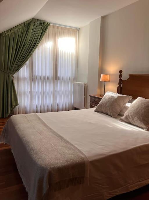 Duplex 122M2, 4 Dormitorios, 2 Banos Completos, Wifi 1Gb Mundaka Eksteriør billede